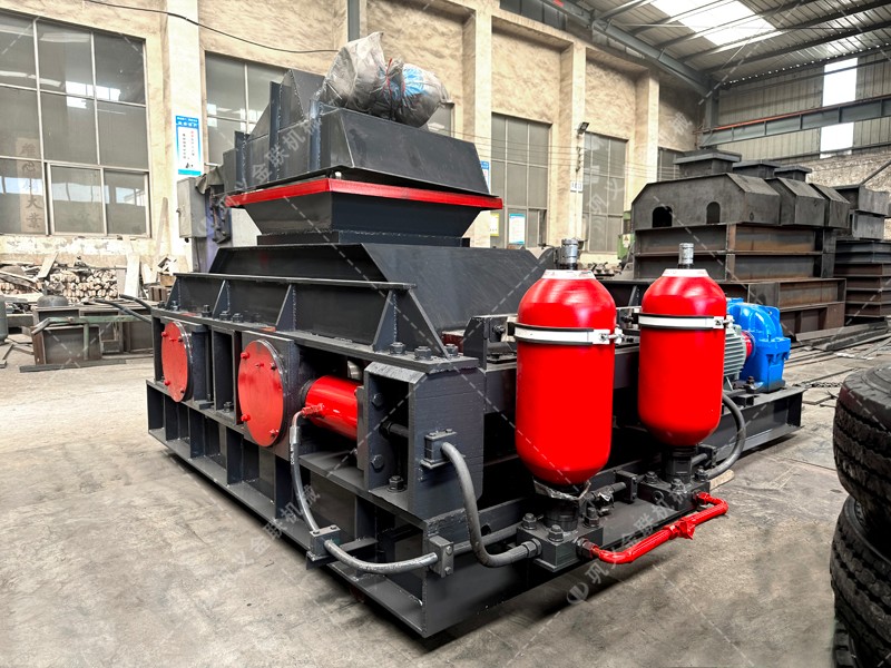 石頭制砂機(jī)_小型石頭制沙機(jī),石子石料制沙機(jī)價格,圖片/視頻